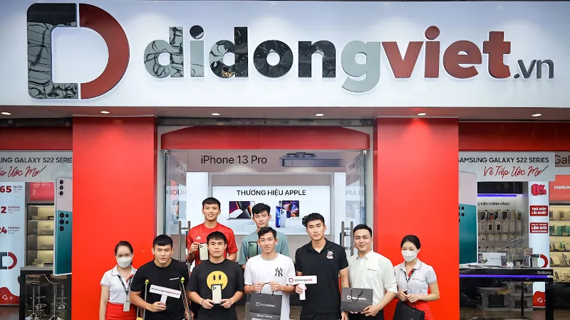 Di Động Việt đã có dịp đón tiếp một số cầu thủ Đội tuyển U23 Việt Nam