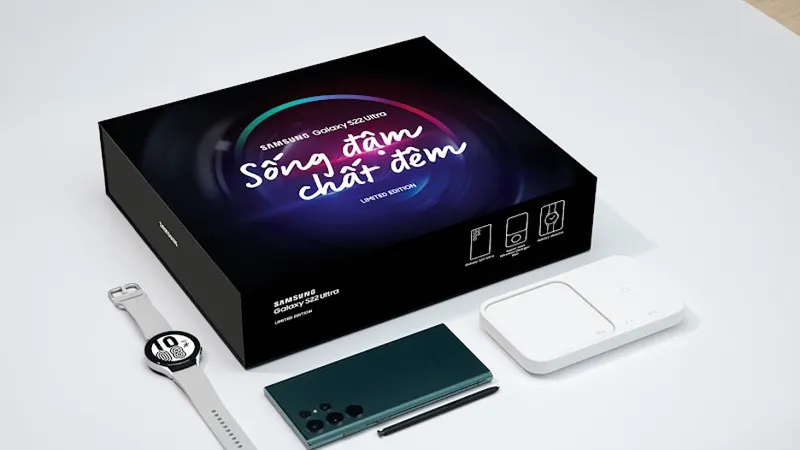 Galaxy S22 Ultra phiên bản màu Xanh Zeta