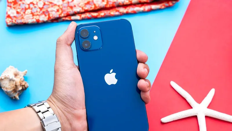 iPhone 12 chỉ còn 15,19 triệu đồng