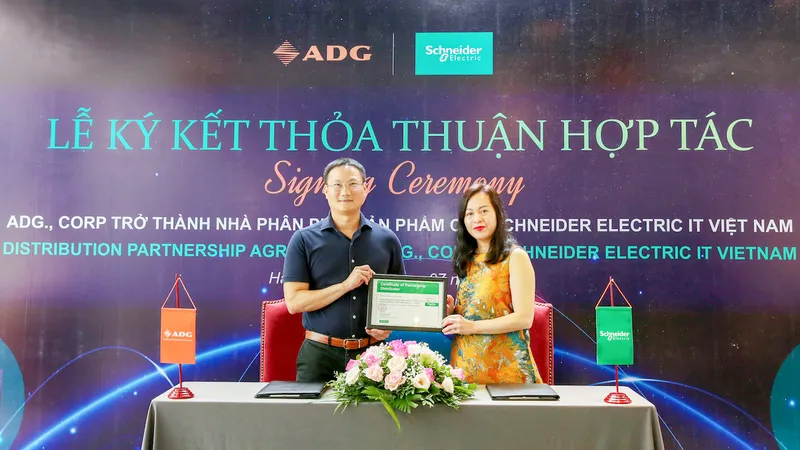 ADG và Schneider Electric IT Việt Nam ký kết hợp tác ​