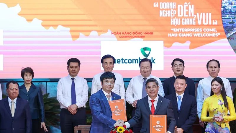  FPT ký kết hợp tác cùng tỉnh Hậu Giang