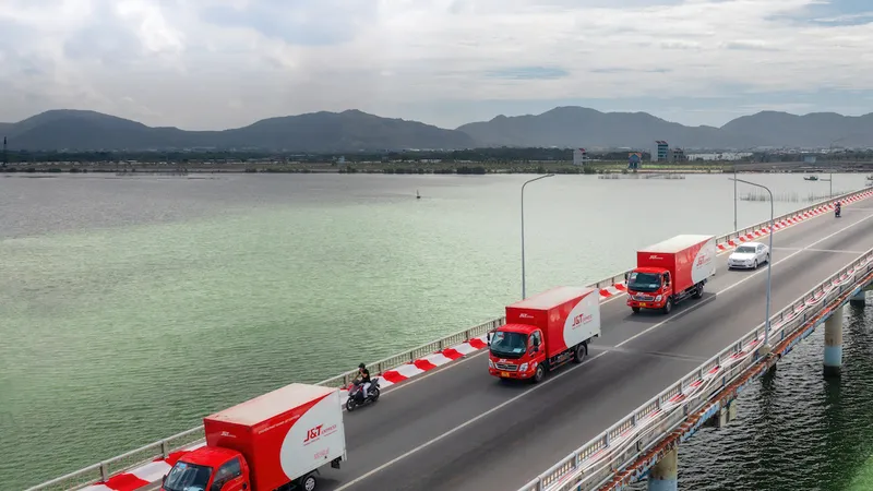 Chuyển phát nhanh ngày càng đóng vai trò quan trọng