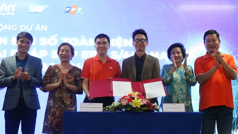 ập đoàn FPT và Công ty Cổ phần Ba Huân ký kết hợp tác
