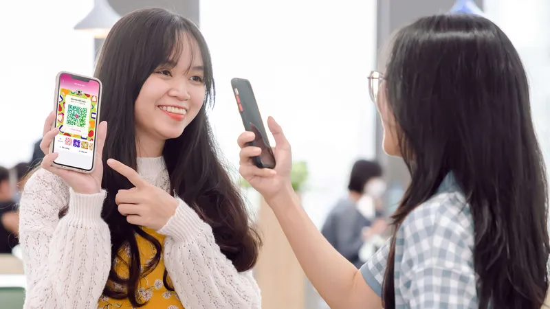 MoMo vừa đưa ra chương trình QR Săn Vàng: Nhận tiền bằng QR - 100% nhận quà