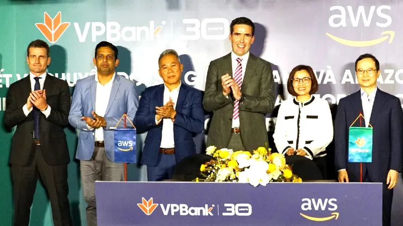VPBank hợp tác cùng AWS
