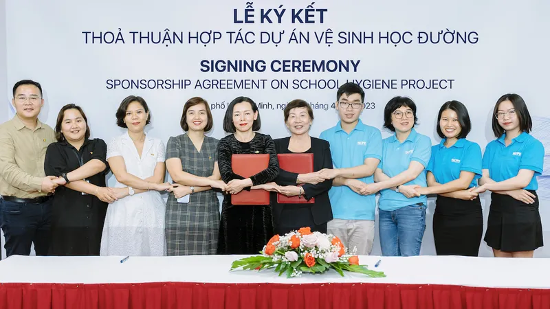FPT Long Châu và Quỹ Hy vọng đã ký kết triển khai dự án "Vệ sinh học đường"