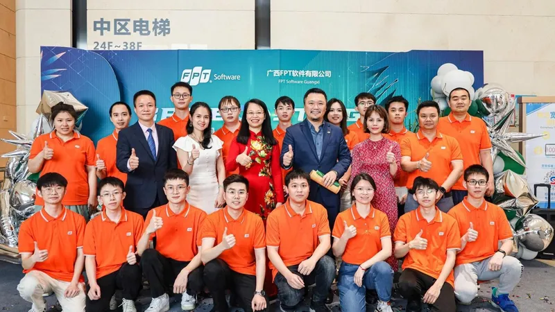 Các nhân sự của FPT tại trung tâm phần mềm Nam Ninh