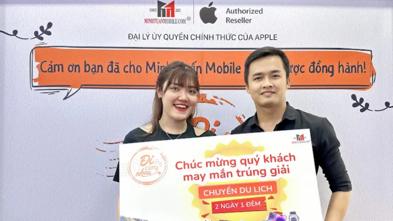Khách hàng trúng thưởng chuyến du lịch từ Minh Tuấn Mobile