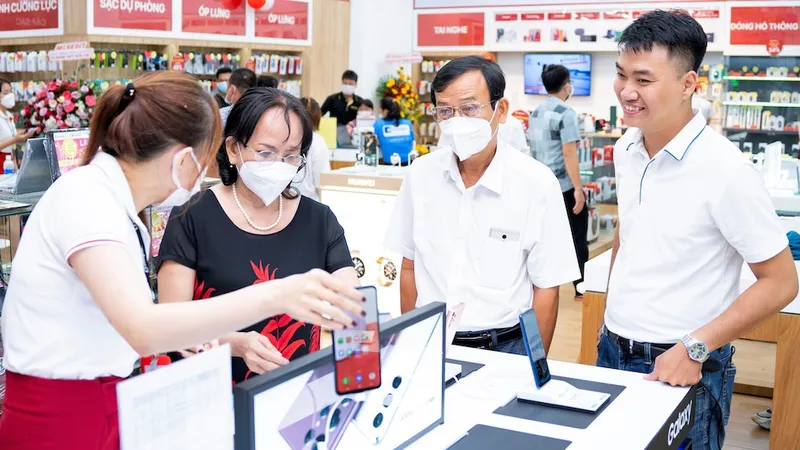 Hàng điện tử giảm giá ngay trước lễ