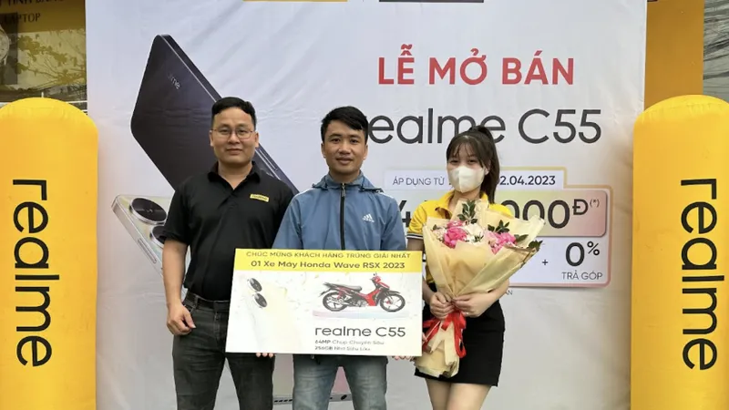 realme trao thưởng cho chủ nhân may mắn