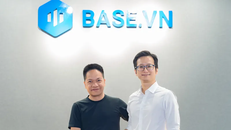 Ông Phạm Kim Hùng, Chủ tịch Hội đồng Quản trị và ông Nguyễn Thượng Tường Minh, CEO của Base.vn