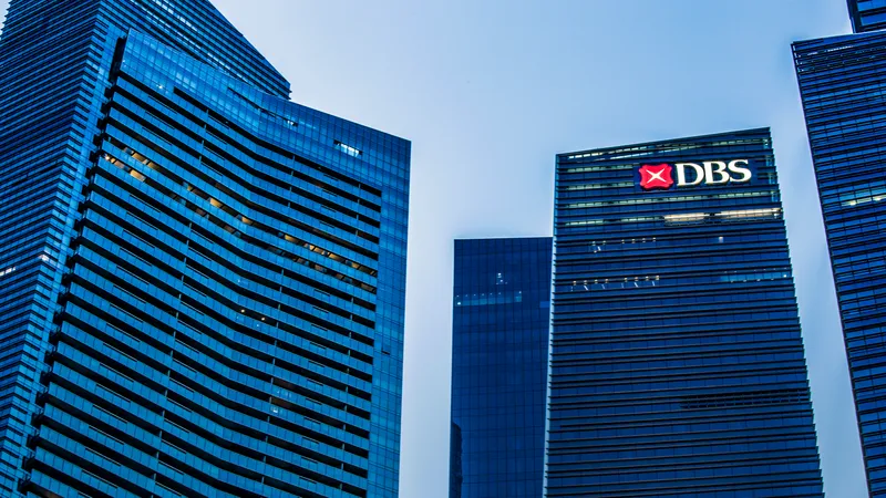 Tập đoàn dịch vụ tài chính DBS vừa đưa ra khảo sát khá thú vị về số hóa
