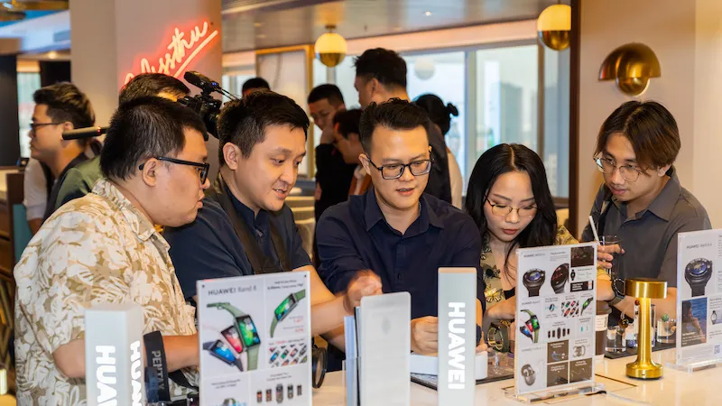 Nhóm kinh doanh tiêu dùng HUAWEI chính thức giới thiệu bộ ba sản phẩm mới