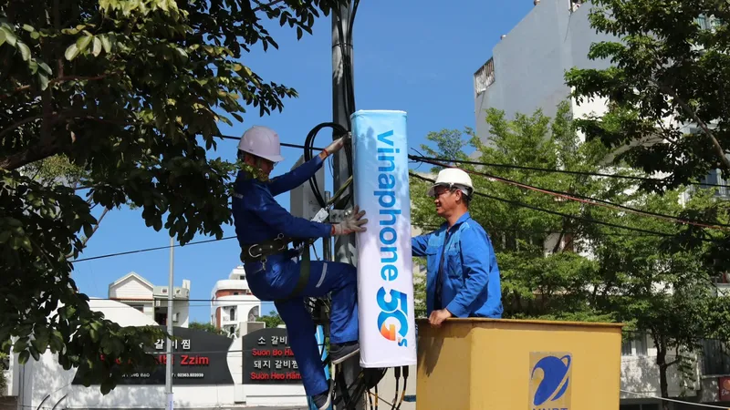 VinaPhone lắp trạm phủ sóng 5G tại Đà Nẵng