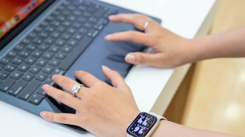 Hàng loạt thiết bị giảm giá tại Di Động Việt