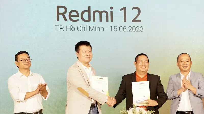 Xiaomi chính thức giới thiệu điện thoại thông minh Redmi 12 tại thị trường Việt Nam qua ký kết với Thế Giới Di động