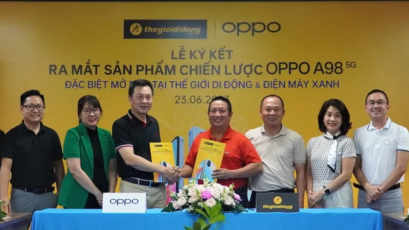 Thế Giới Di Động cùng OPPO ký kết hợp tác