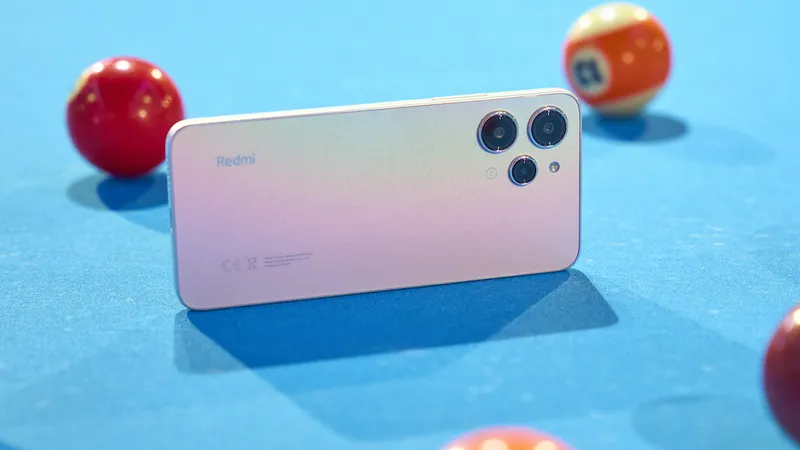 Redmi 12 với thiết kế bắt mắt