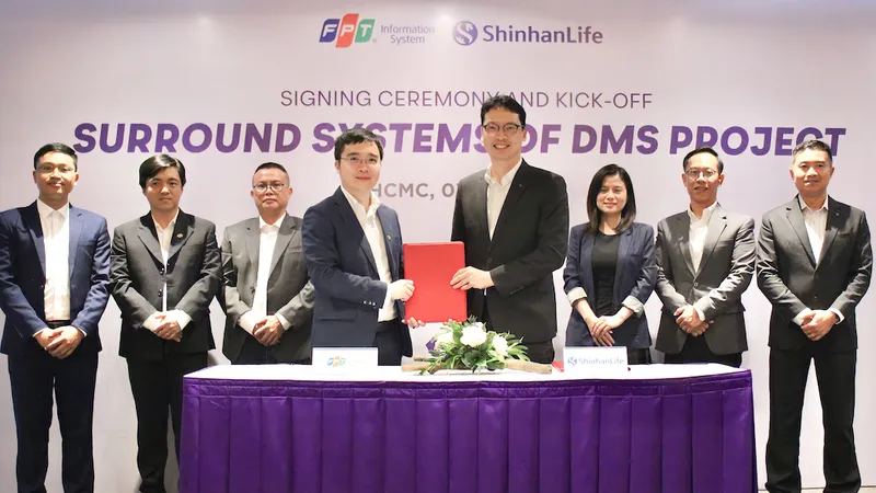 FPT IS và Shinhan Life ký kết hợp tác
