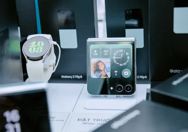 Galaxy Z Flip 5 512GB (BHĐT) chỉ còn từ 20,29 triệu đồng