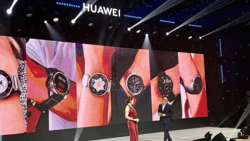 Huawei Watch GT4 ra mắt tại Việt Nam cùng sự xuất hiện của ca sĩ Chi Pu