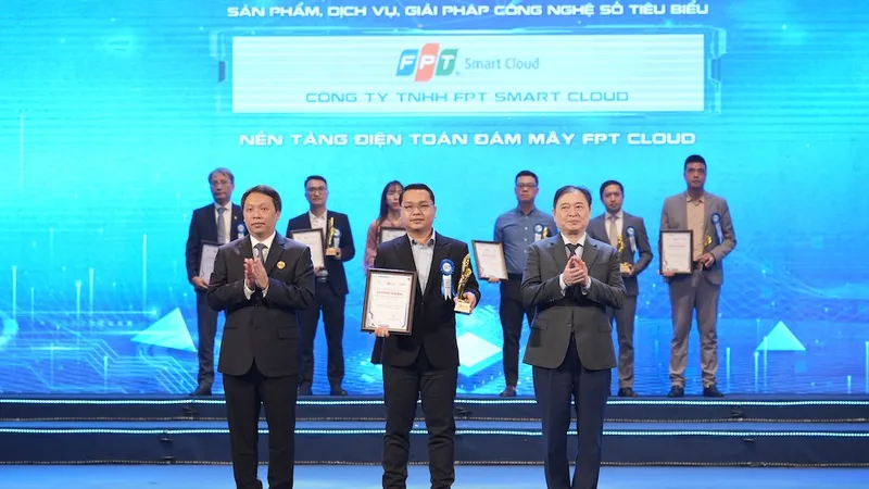 Nền tảng Điện toán đám mây FPT Cloud, một trong 6 sản phẩm Made by FPT được vinh danh.