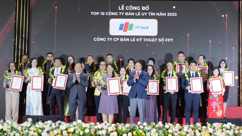 FPT Retail nhận giải thưởng