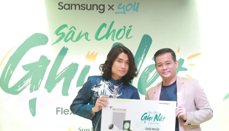 Giải nhất cuộc thi được trao cho tài khoản Facebook có tên Harry Nguyen (bên trái)