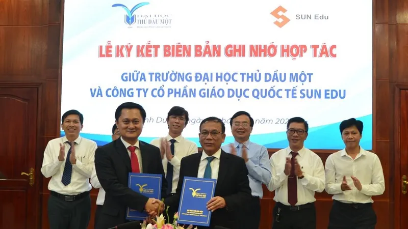 Trường ĐH Thủ Dầu Một và Công ty CP Giáo dục Quốc tế SUN EDU đã ký thỏa thuận hợp tác.