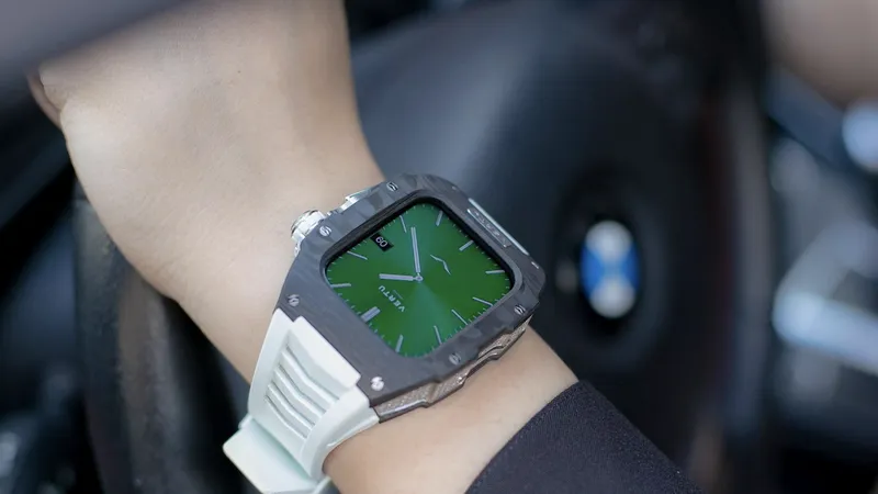 Vertu Watch với thiết kế sang trọng