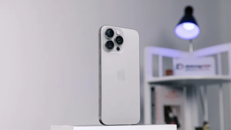 iPhone 15 Pro Max vẫn chưa hạ nhiệt từ khi ra mắt, đây cũng là thời điểm được nhận định đáng mua nhất vì đã về giá tốt.
