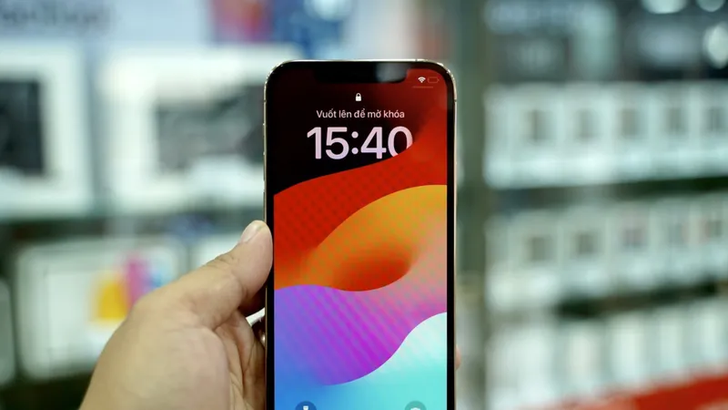 Khách hàng ưa chuộng iPhone Likenew (hàng đã qua sử dụng) vẫn chiếm tỷ lệ tương đối cao tại Việt Nam