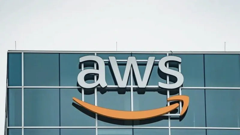 AWS hiện có 108 Availability Zone (Vùng khả dụng) trên 34 khu vực địa lý.