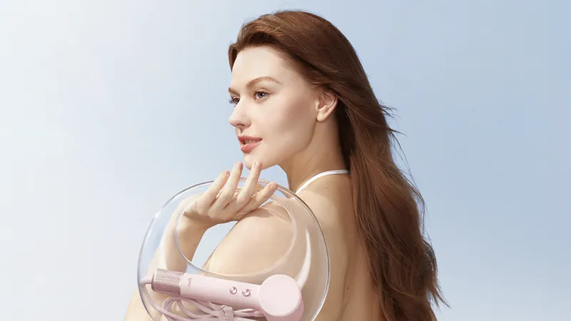 Máy sấy tóc Laifen Mini được bán với giá 2.490.000 đồng