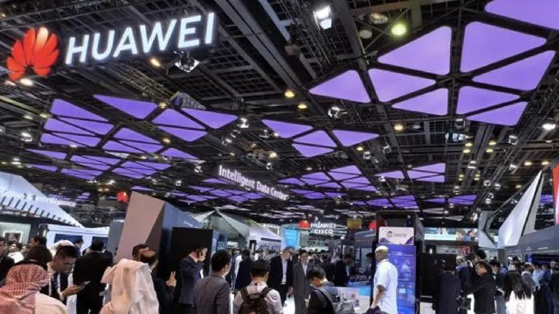 Huawei đã tổ chức Hội nghị Thượng đỉnh Chuyển đổi số Thông Minh Công Nghiệp
