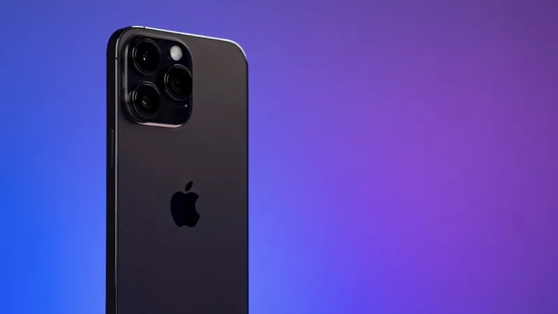 iPhone 14 Pro Max cũ vẫn được người dùng săn đón sau hơn 2 năm ra mắt 