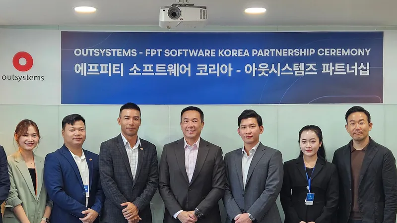 FPT hợp tác cùng OutSystems 