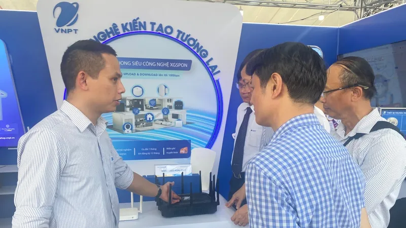Với sự góp mặt của VNPT tại Thủ Đức Innovation Fest 2024, người dân khám phá những giải pháp công nghệ tiên tiến nhất của VNPT