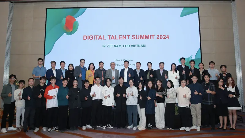 Huawei Việt Nam vinh danh các sinh viên xuất sắc tham gia chương trình Hạt giống cho Tương lai và cuộc thi ICT Competition
