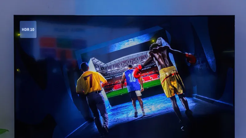 TV C6K QD Mini LED vượt trội trong phân khúc với tấm nền QD-Mini LED
