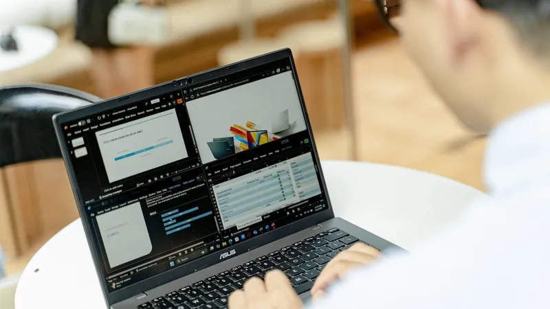 ASUS với Vivobook S14 thích hợp với người làm việc năng động
