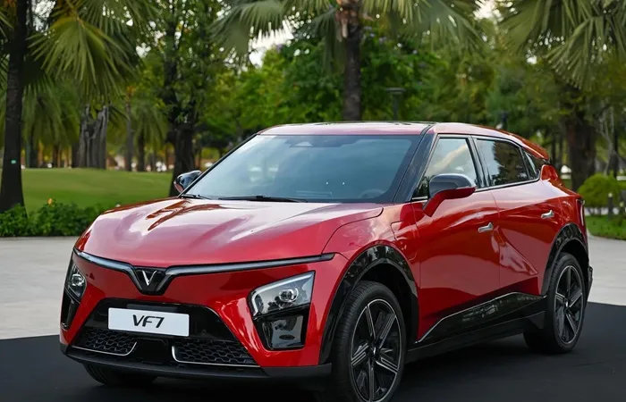 VF 7 thiết kế ấn tượng, đậm chất thể thao và hiện đại