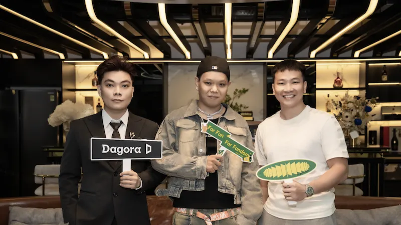 Dagora và rapper Pjpo cùng đại diện Ninety Eight trong hợp tác phát hành album NFT