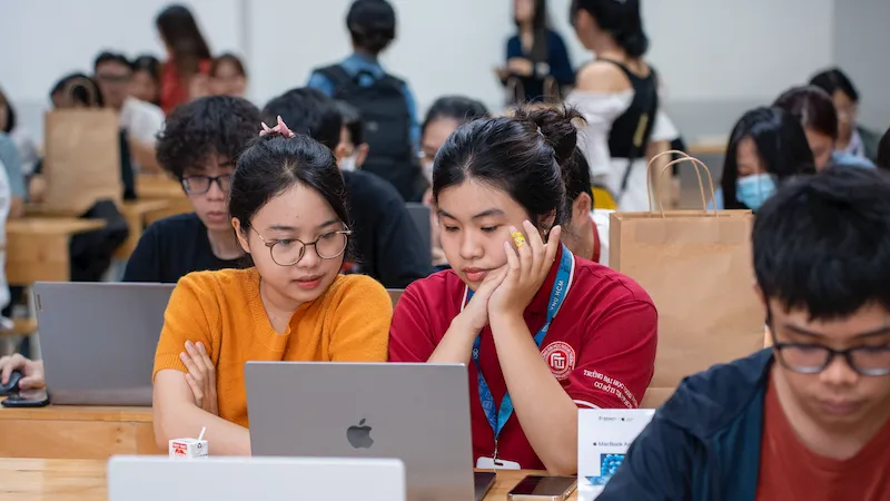 Buổi workshop diễn ra với sự tham gia của đông đảo các bạn sinh viên Trường Đại học Ngoại thương Cơ sở II.