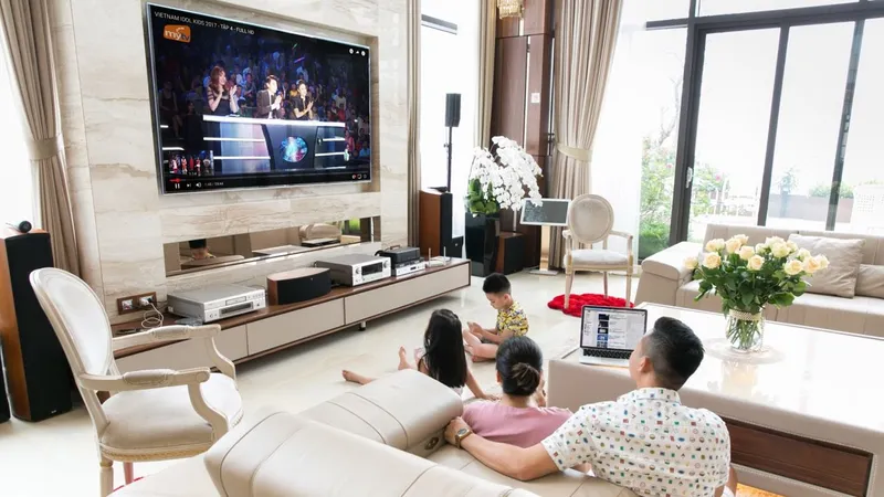 Sử dụng Internet của VNPT, các thiết bị kết nối Wifi của gia đình đều được đáp ứng mượt mà