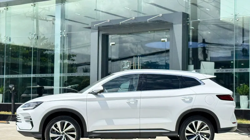 BYD Sealion 6 là mẫu xe lai điện chiến lược của BYD tại thị trường Việt Nam.