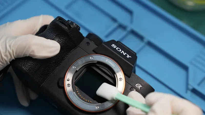 Máy ảnh của Sony được sửa chữa chuyên nghiệp khi đến trung tâm