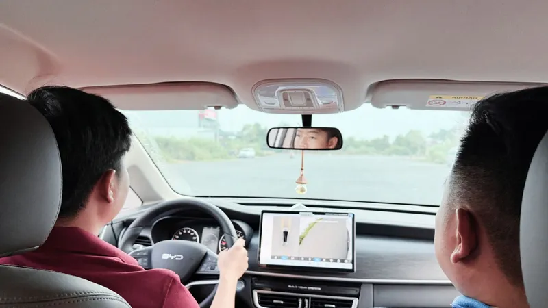 Xe BYD Sealion 6 được trang bị loạt tính năng an toàn cao cấp.