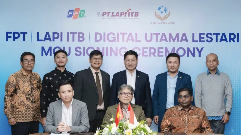 FPT cùng LAPI ITB và Digital Utama Lestari tại lễ ký kết.