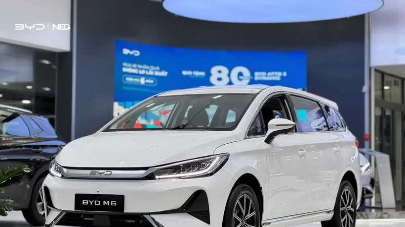 BYD M6 - mẫu xe điện đa dụng, phù hợp cho cả gia đình lẫn khách hàng kinh doanh dịch vụ vận tải